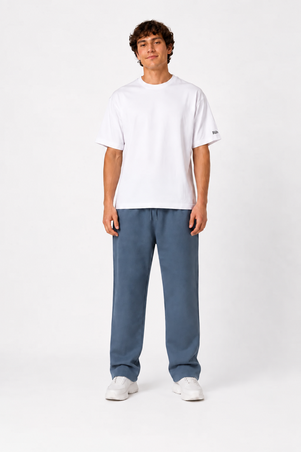 STRAIGHT-LEG TROUSERS