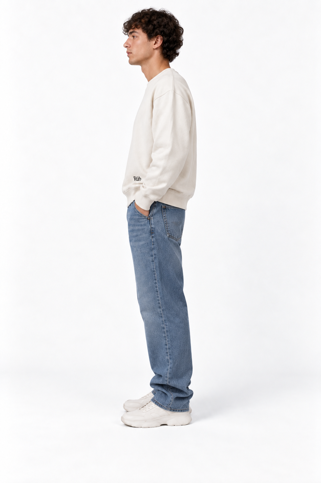 CREWNECK SWEATSHIRT