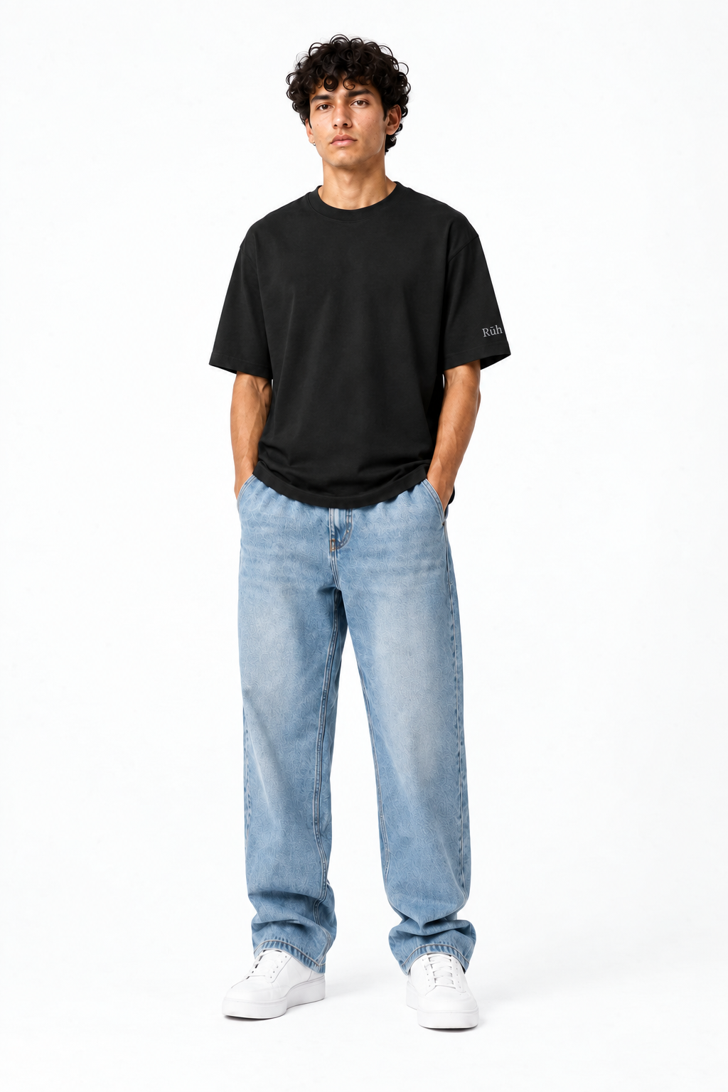 OVERSIZED T-SHIRT