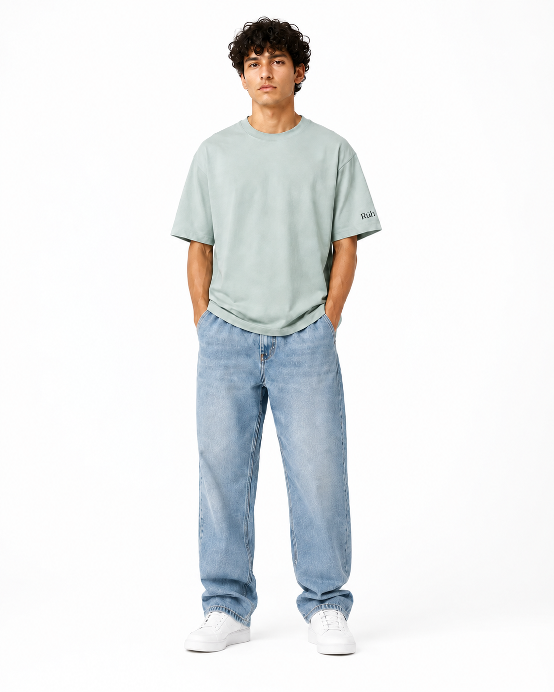 OVERSIZED T-SHIRT